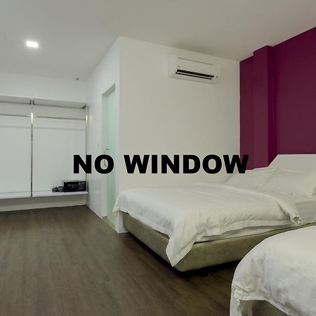 Aloha Hotel Sdn Bhd Pontian Kecil Kültér fotó