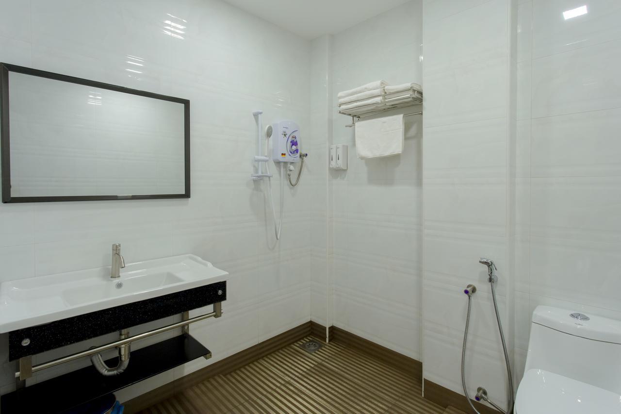 Aloha Hotel Sdn Bhd Pontian Kecil Kültér fotó