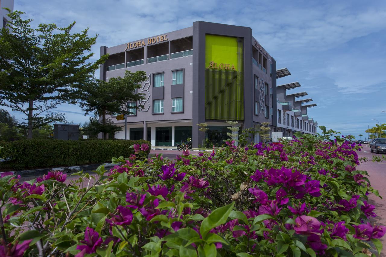 Aloha Hotel Sdn Bhd Pontian Kecil Kültér fotó
