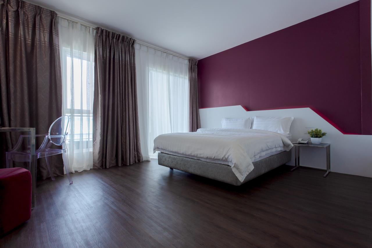 Aloha Hotel Sdn Bhd Pontian Kecil Kültér fotó