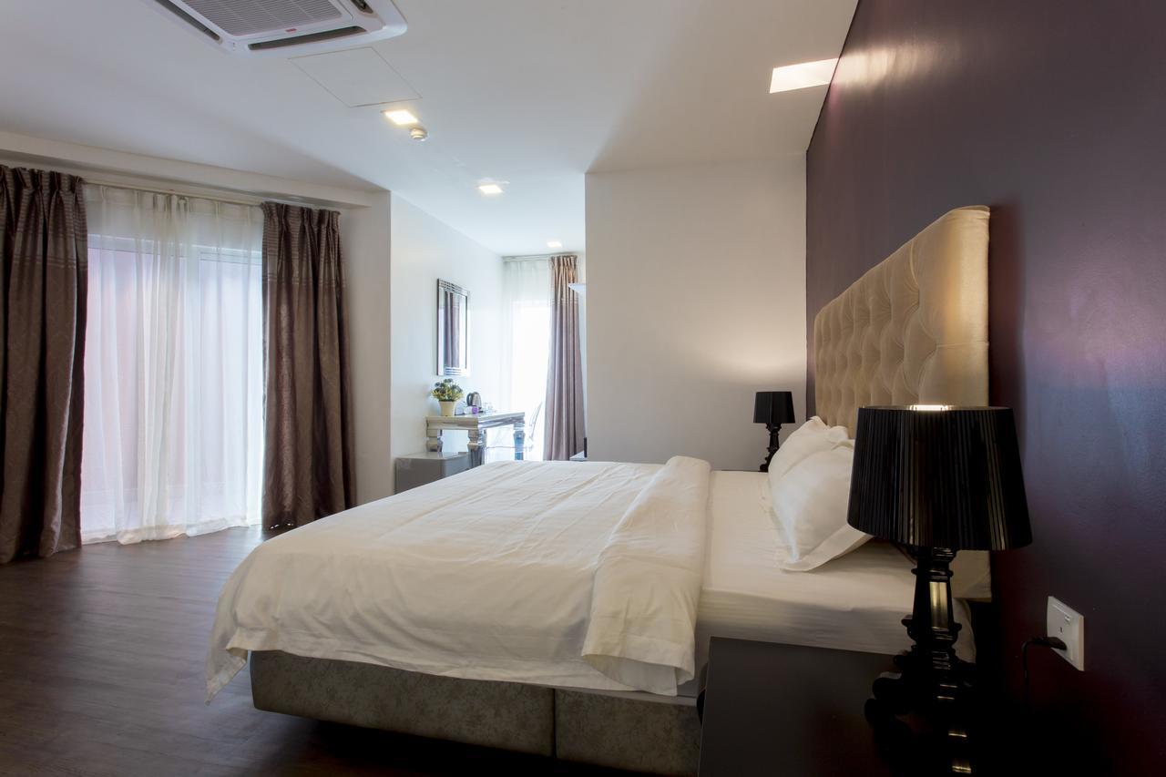 Aloha Hotel Sdn Bhd Pontian Kecil Kültér fotó