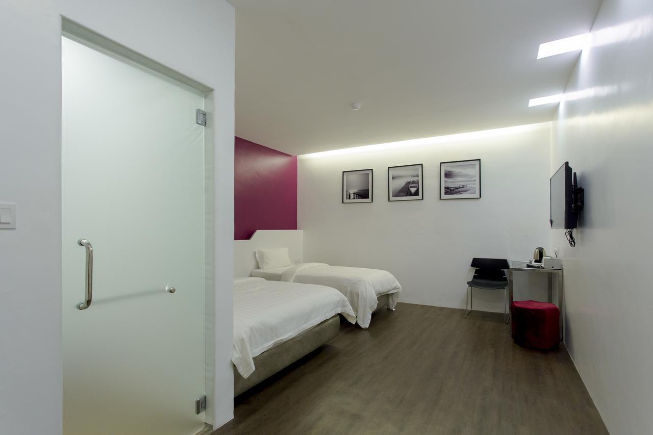 Aloha Hotel Sdn Bhd Pontian Kecil Kültér fotó