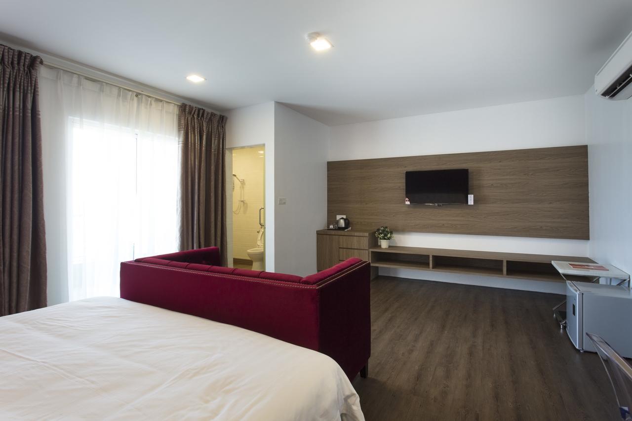 Aloha Hotel Sdn Bhd Pontian Kecil Kültér fotó
