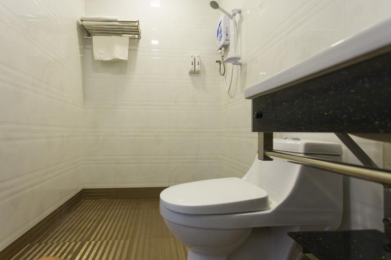 Aloha Hotel Sdn Bhd Pontian Kecil Kültér fotó